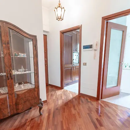 Appartamento I Host - Cornalia 24 *